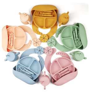 硅胶餐具套装10件套儿童餐盘分隔盘婴儿围兜宝宝餐盘辅食母婴用品